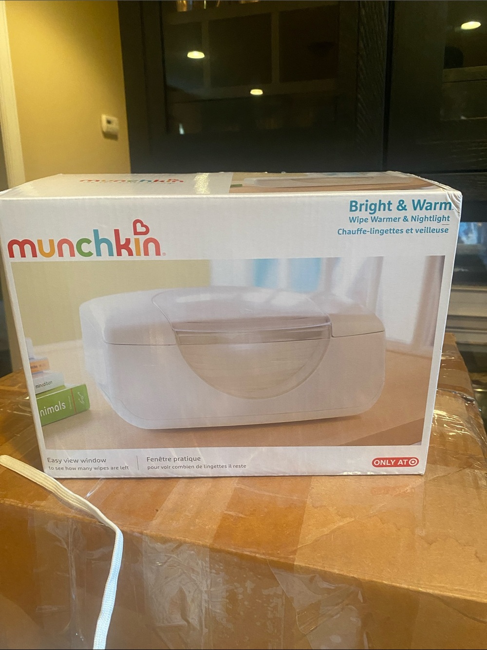 Munchkin bright White wipes Dispenser warmer